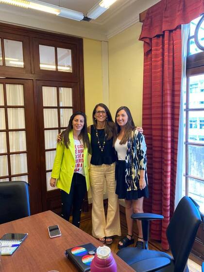 Ayelén Mazzina y Elizabeth Gómez Alcorta, exministras de las Mujeres durante el gobierno de Alberto Fernández