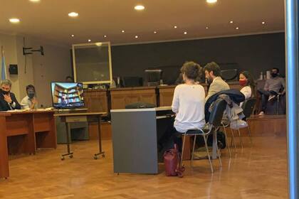 La audiencia realizada ayer. Donda estuvo de manera virtual