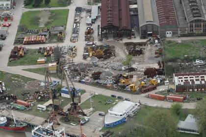 Ayer, el gremio de Dragado y ATE decidieron resistir cualquier intento de desalojo en la isla Demarchi