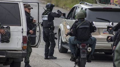 Ayer, en un operativo de la policía chavista, el grupo de Pérez fue acorralado