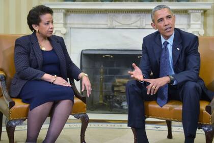 Ayer, la fiscal Lynch se reunió con el presidente Obama en el Despacho Oval