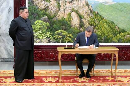 Ayer, los líderes de ambas Coreas se reunieron tras la tensión de los últimos días