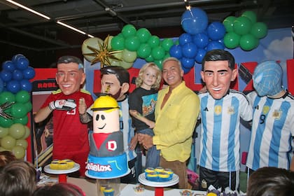 Ayer por la tarde, Dionisio, el hijo de Flavio Mendoza, festejó sus seis años en el Museo de los niños del shopping Abasto