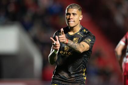 Ayrton Costa, de Platense