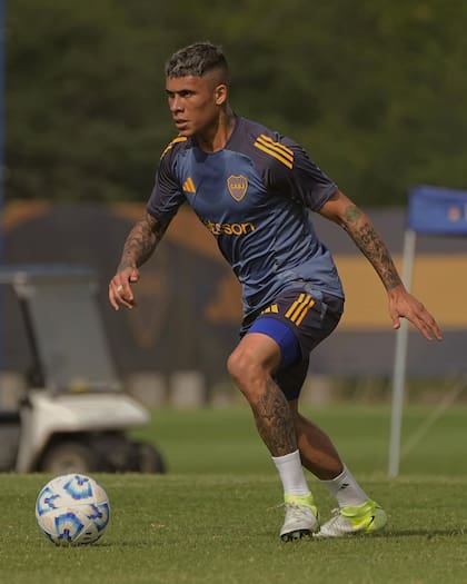 Ayrton Costa había comenzado el ciclo Russo como titular (Prensa Boca)