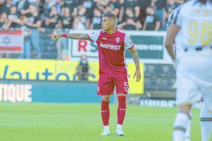 Ayrton Costa llega a Boca después de un destacado semestre en Bélgica (Twitter @AyrtonCosta32)