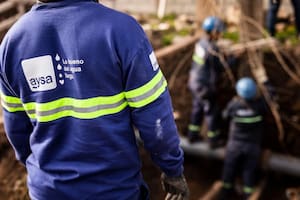 El Gobierno publicó los pliegos para la privatización de AySA