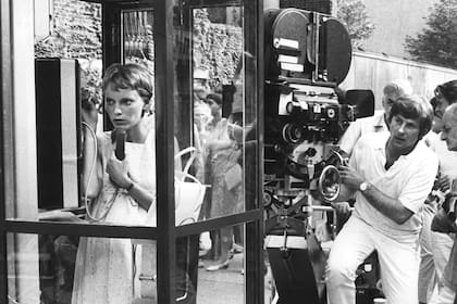 Mia Farrow atravesó el duelo por su separación de Frank Sinatra durante el rodaje