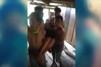 Un secuestro reciente en Sumba fue grabado en video y se volvió viral en Indonesia. 