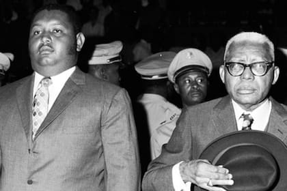 Baby y Papa Doc Duvalier ejercieron el poder de Haití entre 1957 y 1986, casi 30 años en que llevaron las riendas del país con mano de hierro