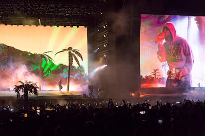 Bad Bunny brindó su show ante un Vélez Sarfield repleto de jóvenes