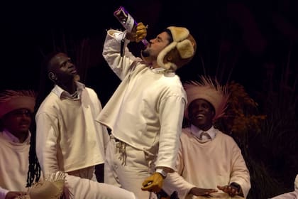 Bad Bunny solo se presentará en EE.UU. por el Super Bowl el 8 de febrero de 2026