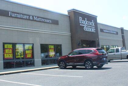 Badcock Home Furniture anunció el cierre definitivo de todos sus locales en EE.UU. La medida afecta a unas 380 tiendas distribuidas especialmente en el sur del país