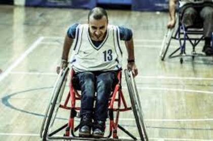 Bader, jugando básquet (Naciones Unidas)