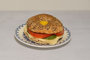 Bagel avocado