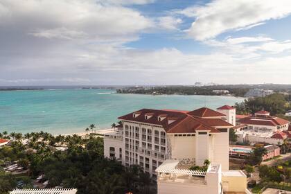 Bahamas se encuentra al este de Estados Unidos