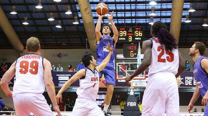 Bahía Basket se recuperó con un triunfo ante Universidad San Simón