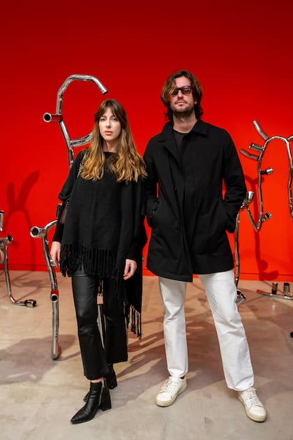 Bahia lancestremere y Fran Cavia en la inauguración de la exposición "Cien caminos en un solo día"