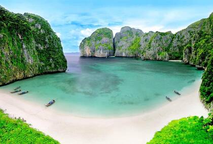 Bahía Maya, una de las playas más reconocidas de Tailandia