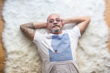 Este viernes, a las 22 y por la plataforma Tickethoy, Bahiano ofrece su primer concierto vía streaming