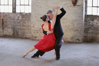 Por qué bailar tango podría ser una actividad clave para desacelerar el envejecimiento cerebral