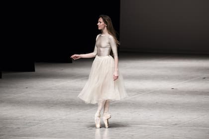 Solista del Ballet de Hamburgo, la entrerriana Florencia Chinellato bailará "La dama de las camelias", de John Neumeier