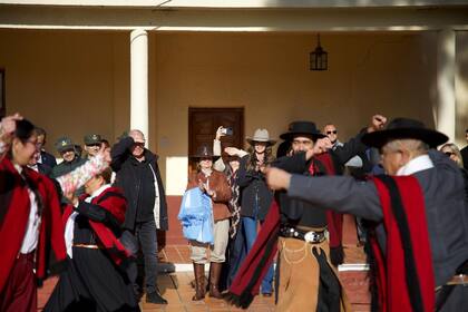 Baile en Campo de Mayo