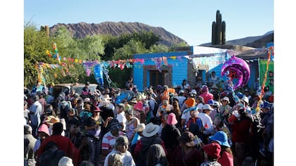 Bajada de los diablos de Uquía