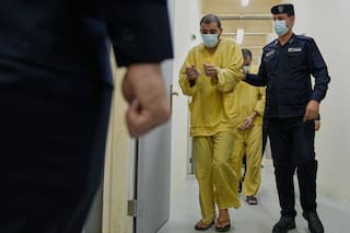 Bajo fuerte custodia, Irak interroga a más de 5.000 sospechosos del grupo Estado Islámico