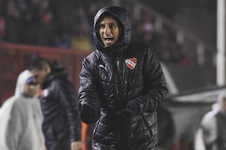 Insólito: casi la mitad de los DT de la Superliga no tiene el futuro asegurado