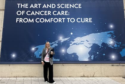 Bajo la premisa de que gracias a la detección temprana el 40% de los tumores pueden evitarse, nació Moda Argentina x la vida: "una remera que salva vidas"