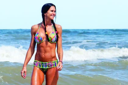 Baldini, deslumbra con sus curvas en Pinamar