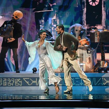 Baldwin y su partenaire bailaron una canción de Star Wars, en la que ella interpretó a la princesa Leia