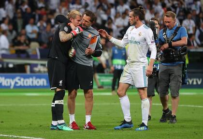 Bale le marcó dos goles en esa final, uno de ellos, tras otro increíble error de Karius