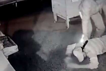 Balearon a un cliente en un verdulería de Córdoba y sobrevivió de milagro