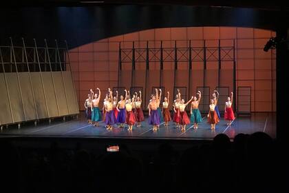 EL BNS, anoche, en el saludo final