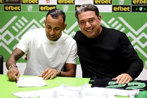 Compró un club en Bulgaria, llevó a Villa y armó una "embajada" sudamericana en el frío de los Balcanes