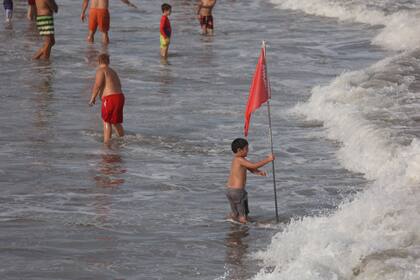 Bandera roja, la advertencia para los bañistas