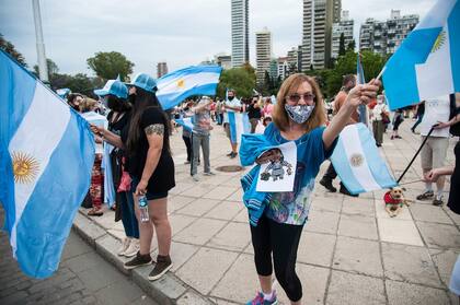 Según María Matilde Ollier, directora del doctorado en Ciencia Política de la Universidad Nacional de San Martín, "la clase media es una clase movilizada y activa, capaz de ganar la calle, y tiene capacidad de dañar y de generar respuesta política"