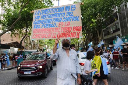 Banderazo #8N en Mendoza.