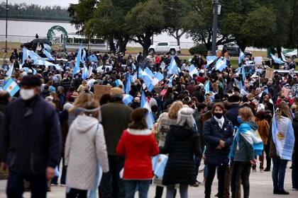 La marcha en el Monumento a la Bandera, en Rosario