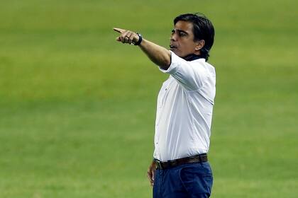 Sin estridencias, Sanguinetti guía al Taladro con la voz pausada y firme