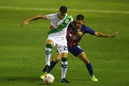 Banfield y San Lorenzo no se sacaron ventajas en el Sur, en un duelo escaso de llegadas y emociones