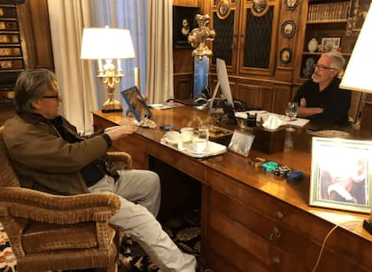 Bannon reunido con Epstein