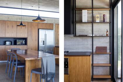 Banquetas ‘Tolix’ (Pinturerías Prestigio), sillas apilables ‘Tracy’ (Grange Deco) y lámparas colgantes con interior dorado.