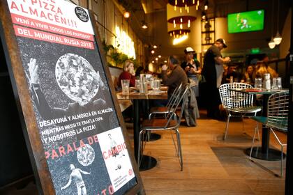 En Almacén de Pizzas el menú irá cambiando según el país que enfrente a la Argentina