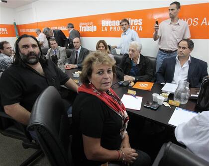 Baradel y Petrocini, protagonistas del paro docente que finalizó hoy, tras 18 días