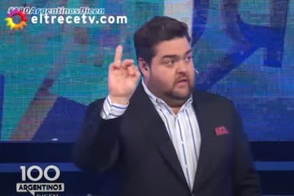 Barassi mostró su lastimadura en vivo