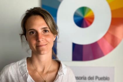 Bárbara Bonelli es funcionaria de la Defensoría del Pueblo