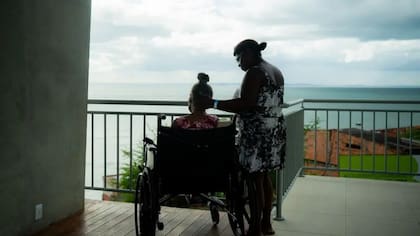 Bárbara dos Santos y su madre María pasaron varias horas en la terraza antes del fallecimiento de esta última